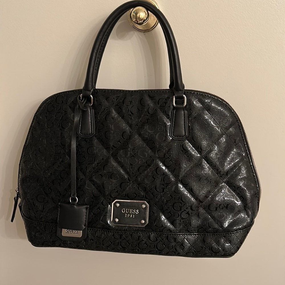 Vtg Guess 1981 Monogrammed Black Quilted Look Handbag With Charm